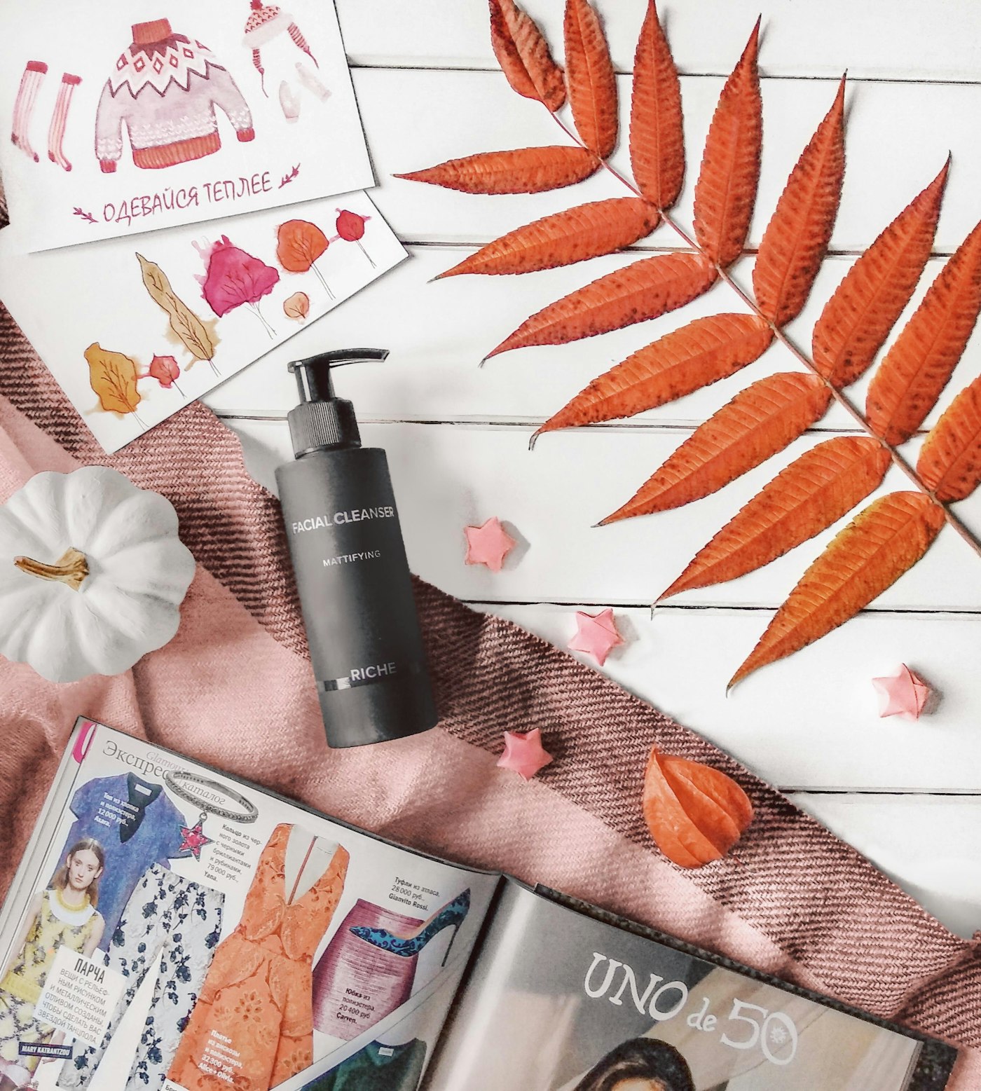 Composition de produits de beauté en studio